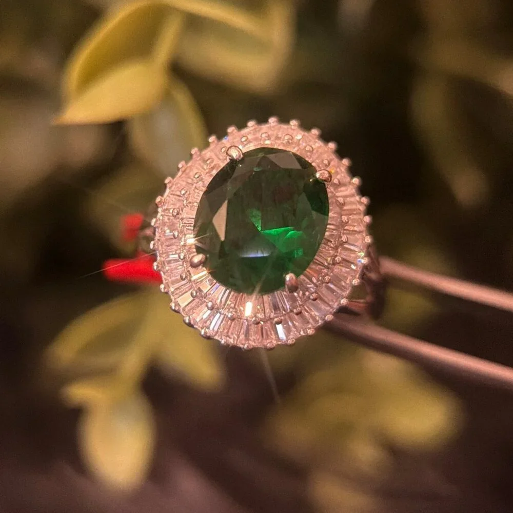 Stunning‎ Emerald/Baguette Cz Silver 925 Ring